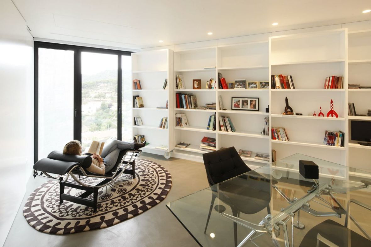 interior modern, amenajare biblioteca,