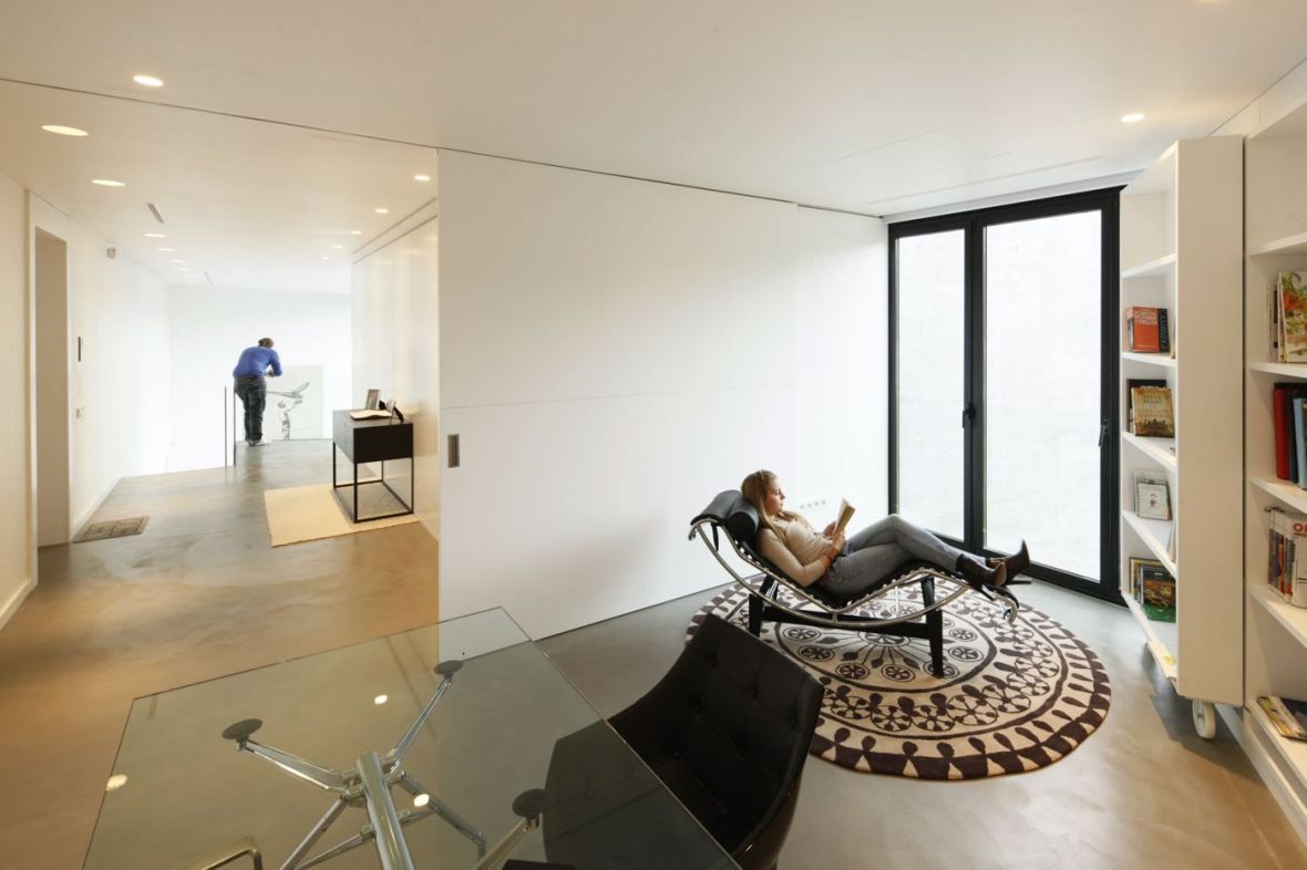 50f96c68b3fc4b590a00008c_x-house-cadaval-sol-morales_x_house_csma_3597