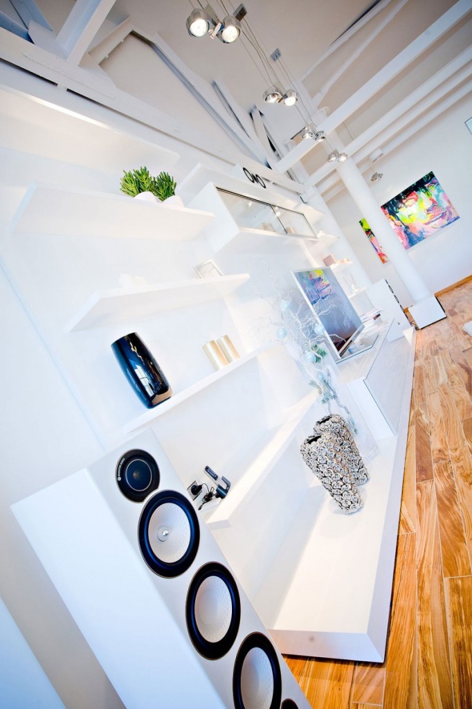 Loft-Apartment-by-Grosu-Art-Studio-05-682x1024