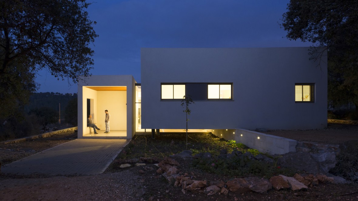 544be3abe58eceb567000320_hsm-house-so-architecture_yehiam_31