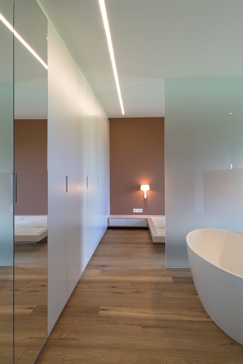 vv_2014-09_trata_hisa-4o-623